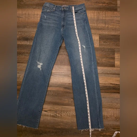 Joe's Jeans Classic Blue Distressed Women's Jeans - Picture 2 of 7